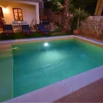 House With Heated Pool *