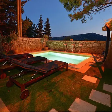 Prázdninový dům House With Heated Pool Bribir (Primorje-Gorski Kotar)
