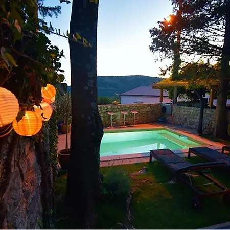 Prázdninový dům House With Heated Pool Bribir (Primorje-Gorski Kotar)