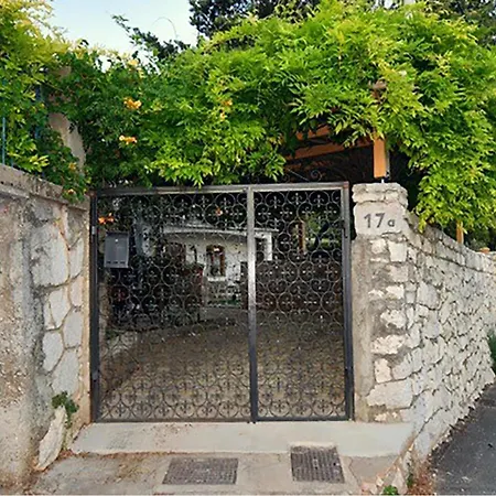 House With Heated Pool * Bribir (Primorje-Gorski Kotar)