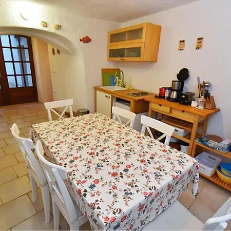 House With Heated Pool Bribir (Primorje-Gorski Kotar)