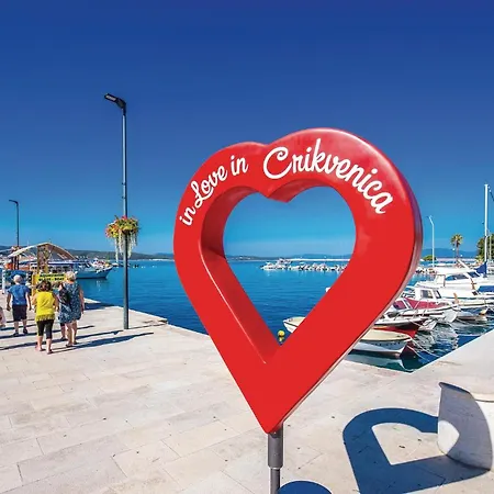 Сasa de vacaciones House With Heated Pool