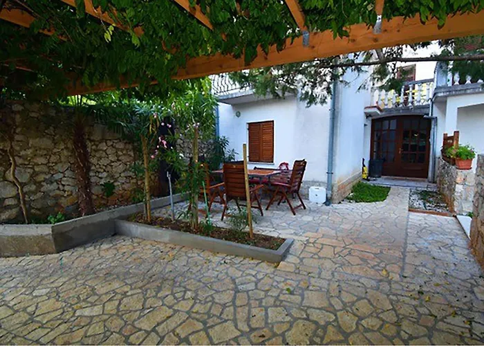 House With Heated Pool