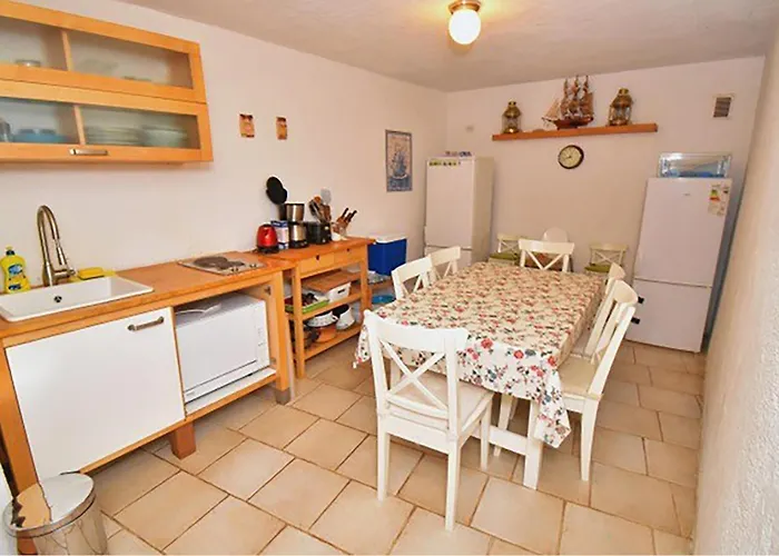 Dom wakacyjny House With Heated Pool